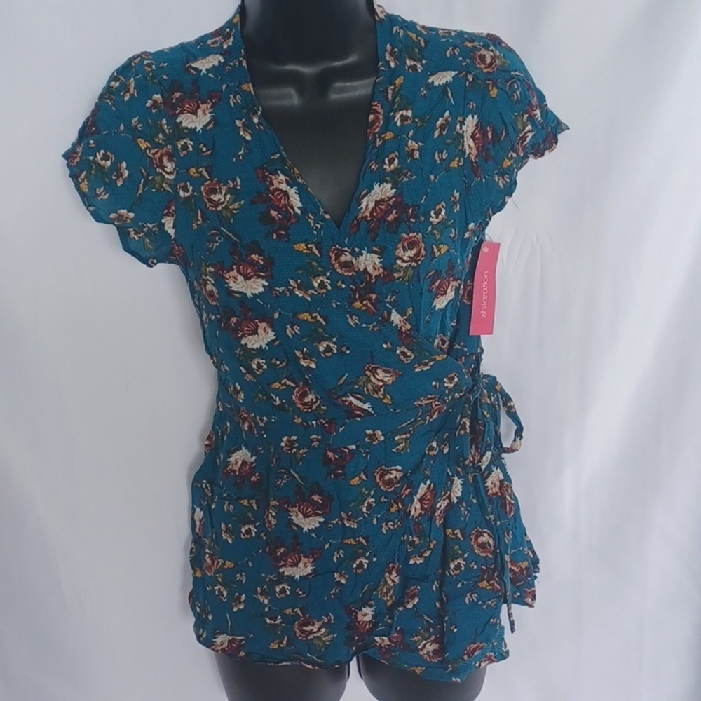 NWT Xhilaration Floral Wrap Top